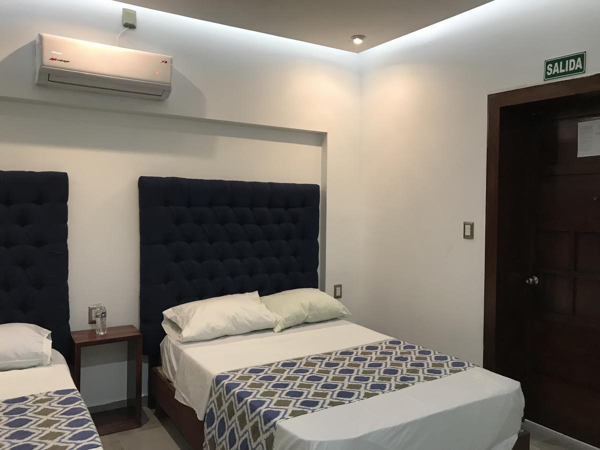 Hotel Plaza Amalia Tuxtla Gutierrez Exterior photo